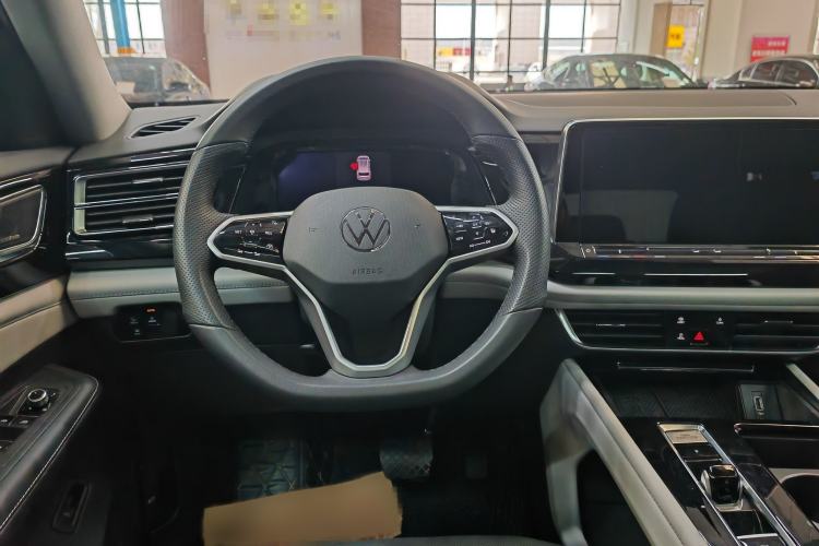 Used Volkswagen Teramont 2024 380TSI Four-Wheel Drive Longxiang Edition Interior 2