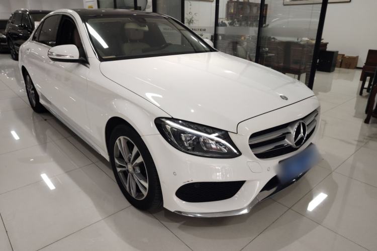 Used Mercedes-Benz C-Class 2017 Facelift C 200 L Sport Edition Front Right 45 Deg