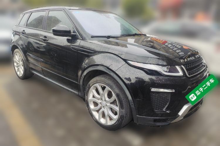 Used Land Rover Range Evoque 2018 240 PS SE DYNAMIC Smart Edition Front Right 45 Deg