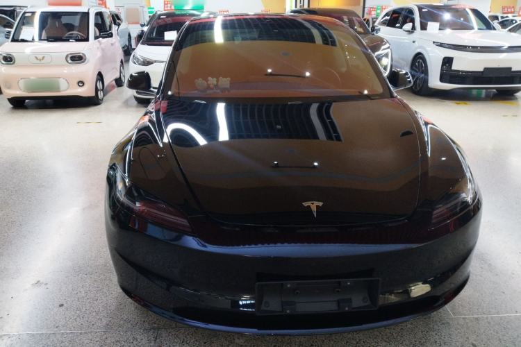 Used Tesla Model 3 2025 Rear-Wheel-Drive Version