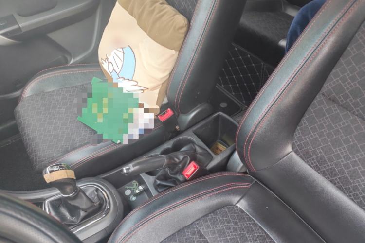 Used Cowin C3R 2015 1.5L Manual Yellow Diamond Edition Left Front Seat