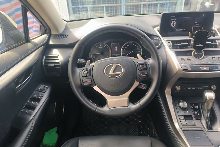 Used Lexus NX 2018 300 Front-Drive Freeline Edition Steering Wheel