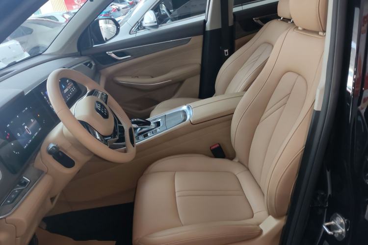 Used Landian E5 2024 Honor Edition 100KM Deluxe 7-Seater