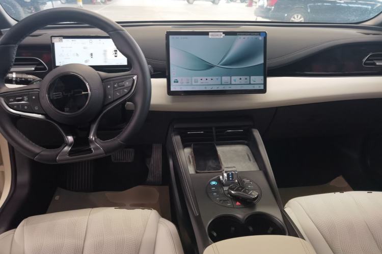 Used BYD Seal 06 New Energy 2025 DM-i Smart Drive 120KM Deluxe Model
