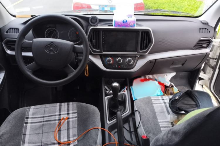 Used CHANGAN KAICHENG Ruixing M60 2023 1.5L GDI Elite-Class Passenger Vehicle 6/7 Seats
