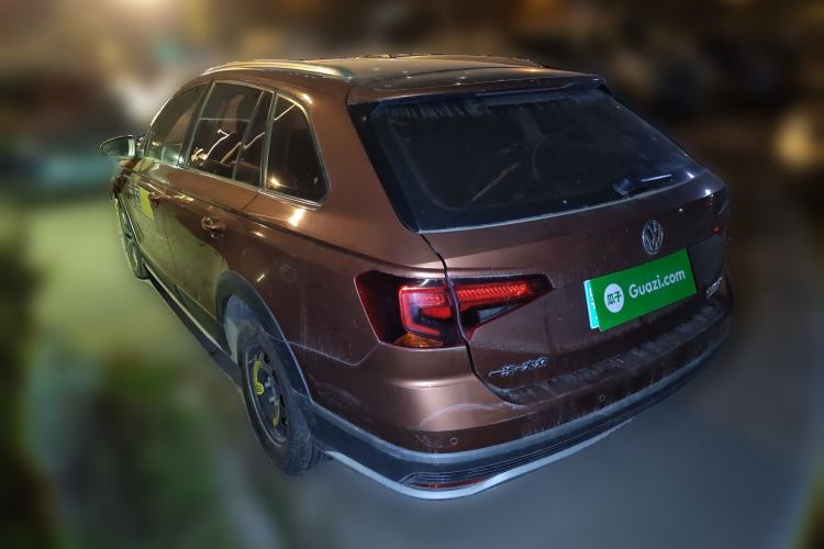 Used Volkswagen C-TREK 2017 230TSI DSG Luxury Model
