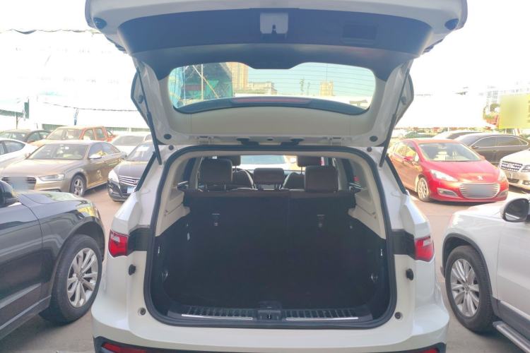 Used Zotye T700 2017 1.8T Dual-Clutch Luxury Model