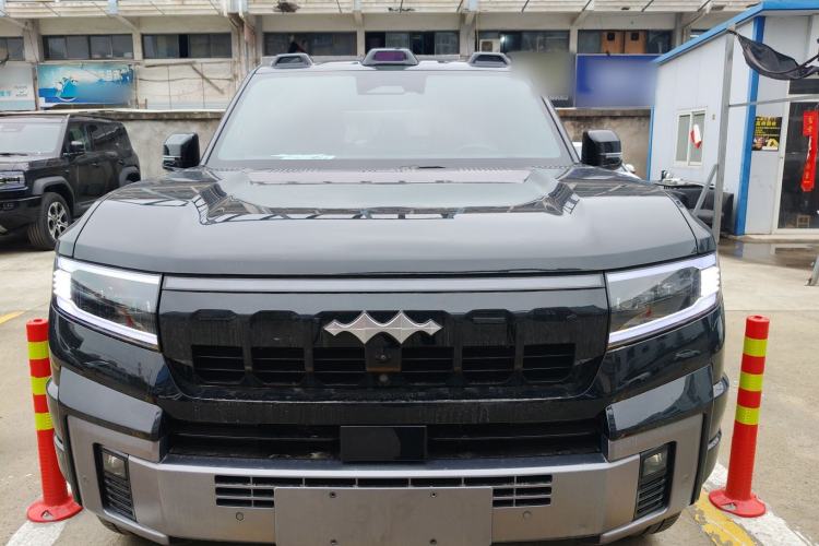 Used Formula Leopard 8 2025 Smart & Bold Luxury Version 7 Seats