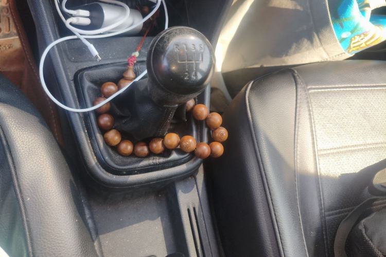 Used Volkswagen Santana 2015 1.6L Manual Fashion Edition Gear Lever