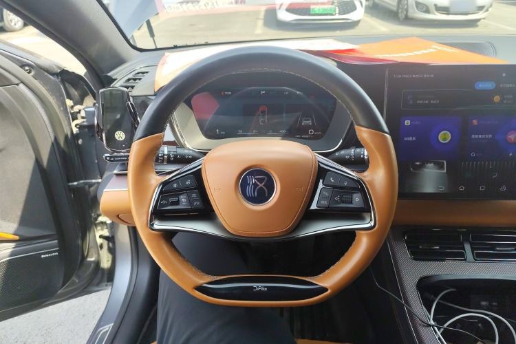 Used BYD Han 2022 DM-i 121KM Luxury Model