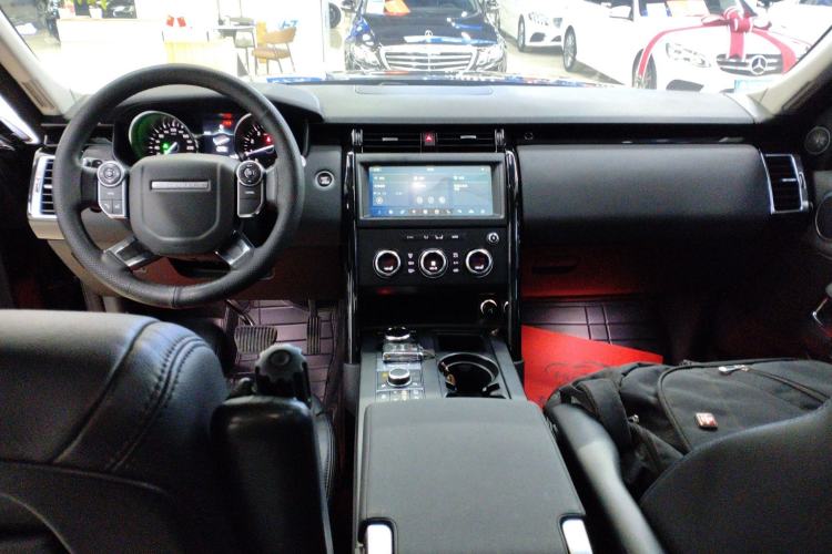 Used Land Rover Discovery 2018 3.0 SC V6 SE