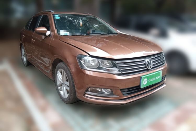 Used Volkswagen Gran Lavida 2015 1.6L Automatic Comfort Edition
