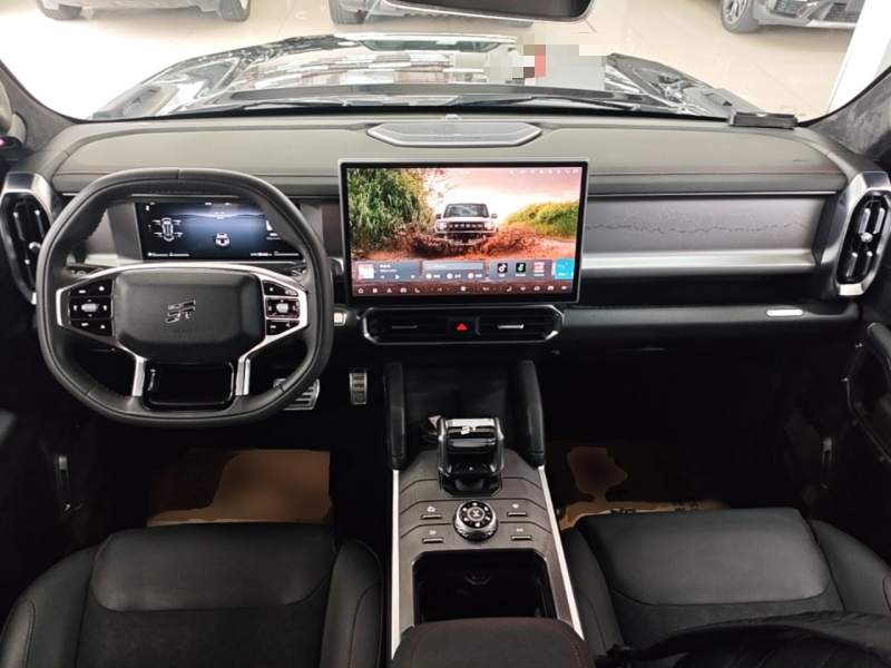 Used JETOUR Traveler 2023 2.0T All-Wheel Drive Conquer PRO — 10