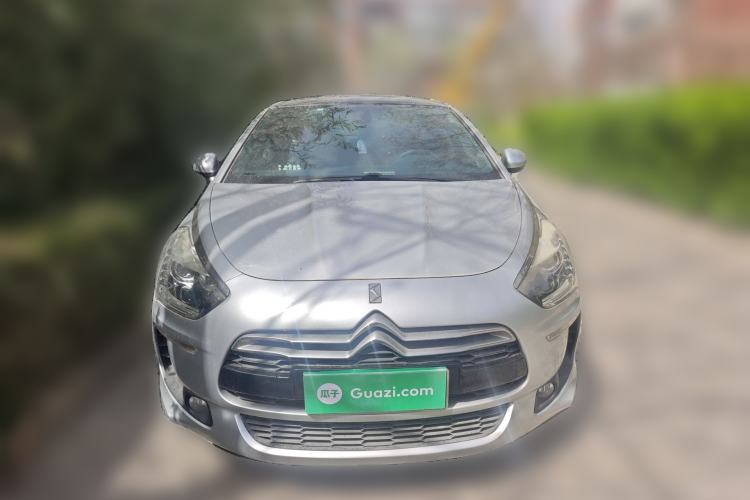 Used DS 5 2013 1.6T Luxury Edition THP160