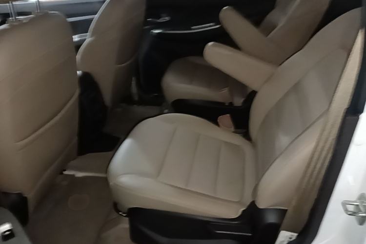 Used Wuling Hongguang 2019 1.5L S Comfort Edition China VI LAR
