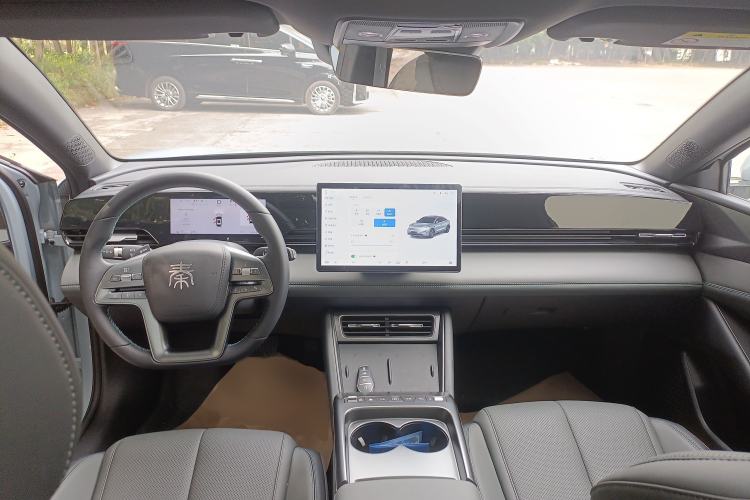 Used BYD Qin L 2025 EV 545KM Beyond Version
