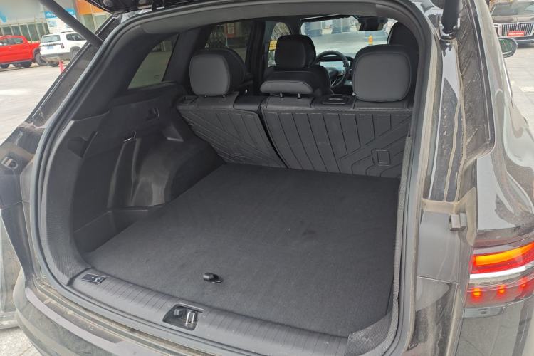 Used Geely Auto Monjaro L 2025 Dongfang Yao 2.0TD Automatic All-Wheel-Drive Wangyue Edition
