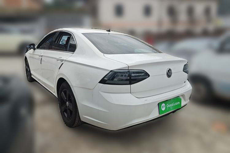 Used Volkswagen Lamando 2015 230TSI Manual Trend Edition Rear Left 45 Deg