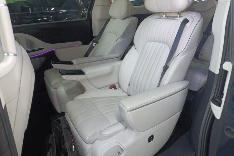 Used VOYAH Dream 2025 PHEV Four-Wheel-Drive Flagship Kunpeng Edition