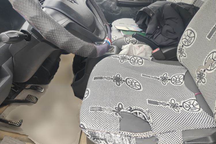 Used Wuling Rongguang 2014 1.2L S Base Model Left Front Seat