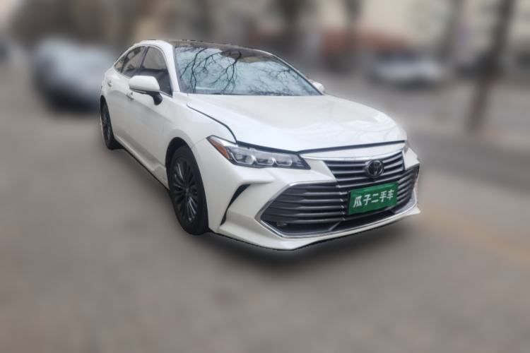 Used Toyota Avalon 2019 2.5L Touring Premium Version China VI Standard Front Right 45 Deg