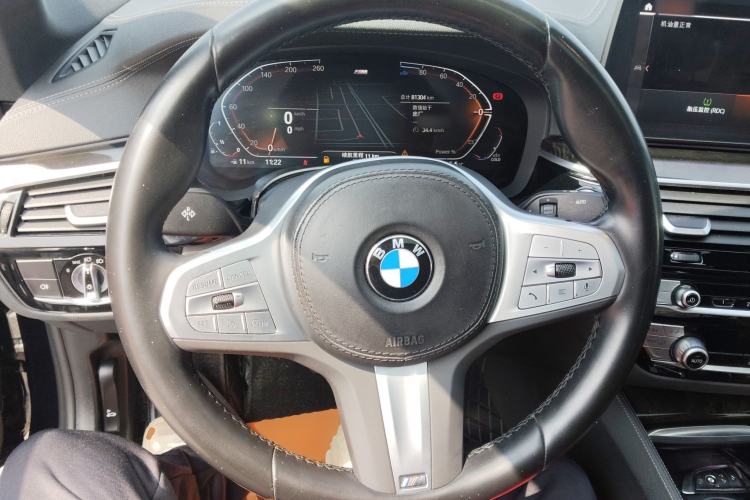 Used BMW 5 Series 2022 Second Facelift 525Li M Sport Package
