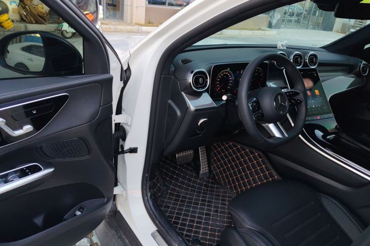 Used Mercedes-Benz GLC Coupe 2025-Year Restyled GLC 260 4MATIC Coupe SUV