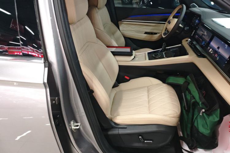 Used Geely Auto Monjaro L 2025 Dongfang Yao 2.0TD Automatic Jinzhao Edition