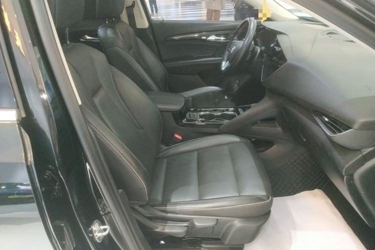 Used Buick Envision 2022 Encore S 652T Two-Wheel-Drive Luxury Model
