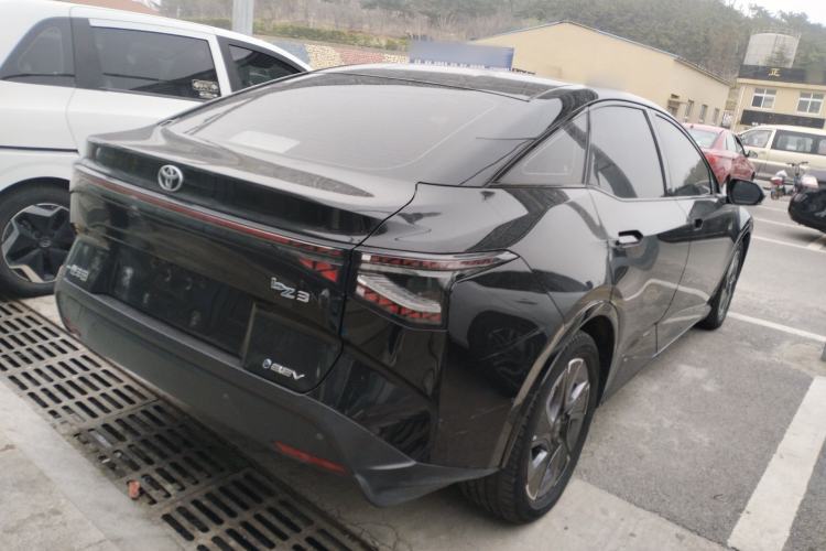 Used Toyota bZ3 2023 517 km Elite PRO Rear Right 45 Deg
