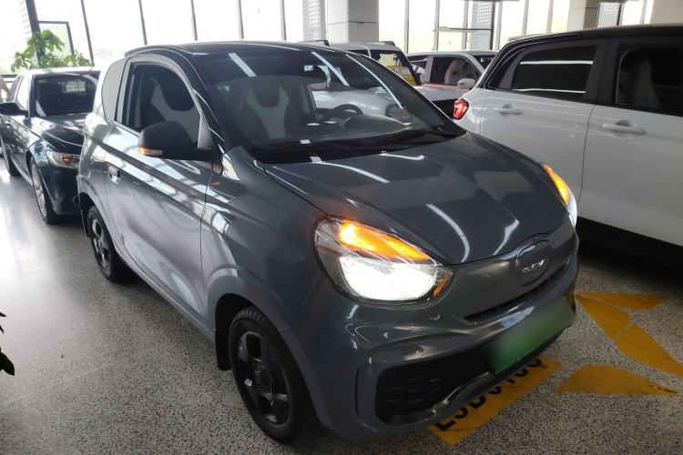 Used Roewe Clever 2021 302 km New Four-Seater Super-Efficient Version
