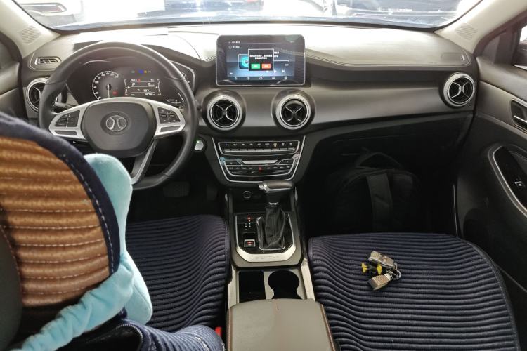 Used BAIC Beijing X5 2019 1.5T CVT Elite Version China VI
