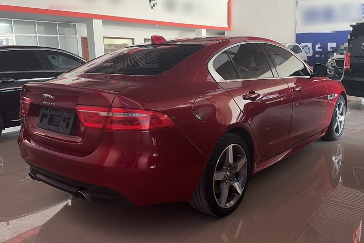 Used Jaguar XE 2017 2.0T 200 PS R-Sport
