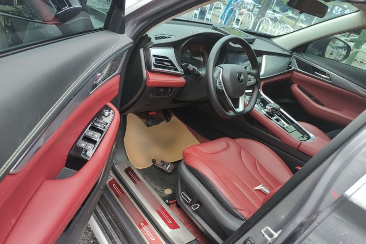 Used Changan CS85 COUPE 2023 1.5T DCT Luxury Version