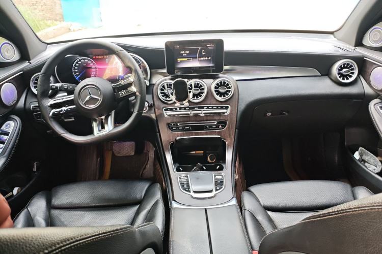 Used Mercedes-Benz GLC 2017 GLC 200 4MATIC Center Console