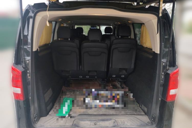 Used Mercedes-Benz Vito 2018 2.0T Elite Version 7 Seats China VI Emission Standard
