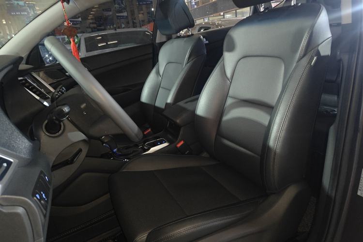 Used Hyundai Tucson 2018 1.6T Dual-Clutch Two-Wheel Drive 15th Anniversary Special Edition Left Front Seat