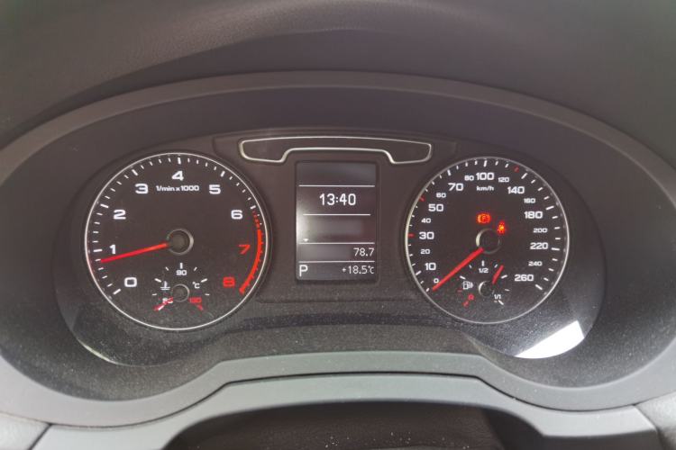 Used Audi Q3 2015 35 TFSI Comfort Model