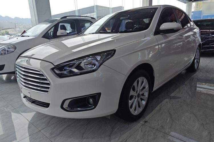 Used Ford Escort 2015 1.5L Manual Fashion Edition