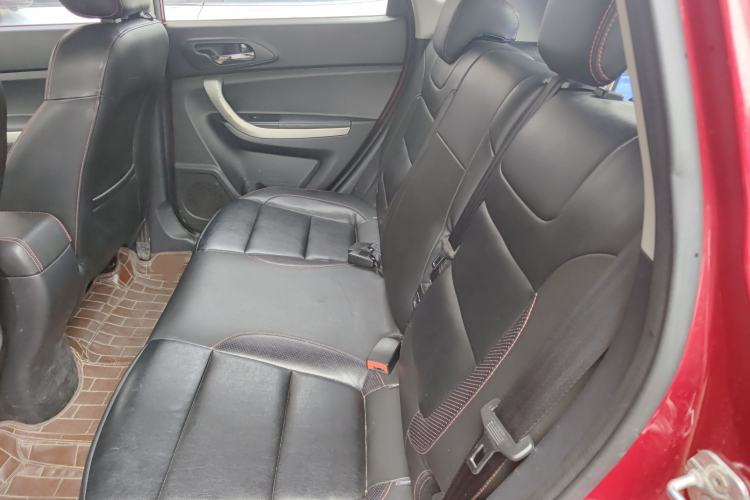 Used Changan CS35 2014 1.6L Automatic Luxury Model China IV Standard