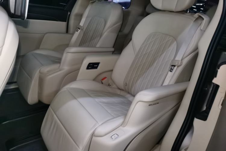 Used Buick GL8 2023 ES Lu Zun Luxury Model
