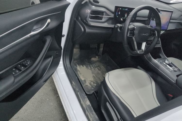 Used BYD Destroyer 05 2024 HONOR Edition DM-i 55KM Luxury Model