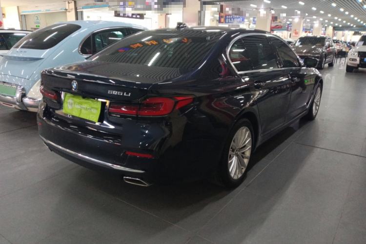 Used BMW 5 Series 2021 525Li Luxury Package
