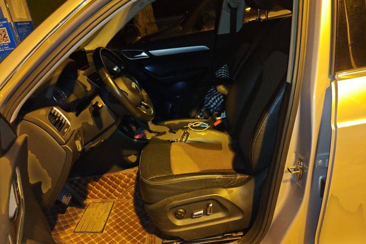 Used Audi Q3 2017 35 TFSI Fashion Model
