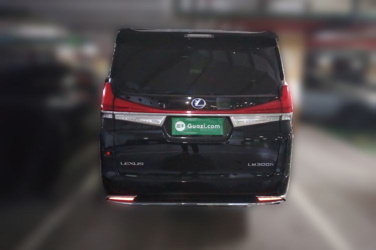 Used Lexus LM 2020 300h Four-Seat Grand Edition
