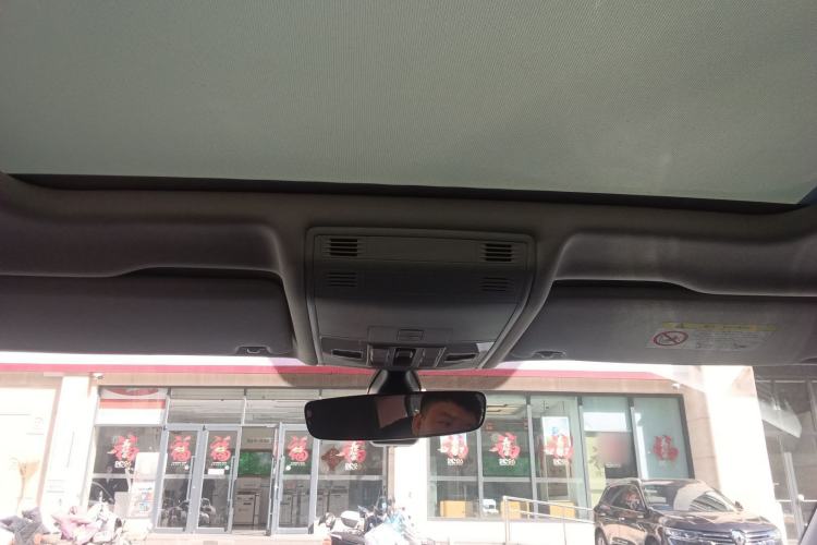 Used Volkswagen Tayron 2021 330TSI Two-Wheel-Drive 3rd Anniversary Limited Edition Headliner