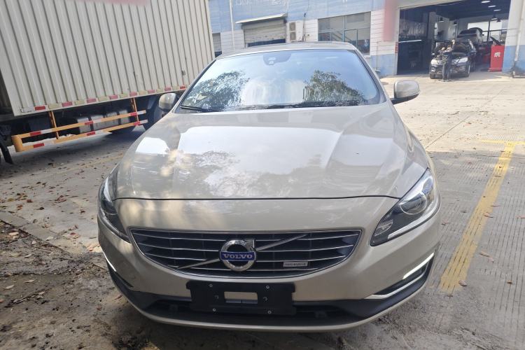 Used Volvo S60 New Energy 2015 S60L E-Drive Hybrid T6 Smart Drive Edition Front