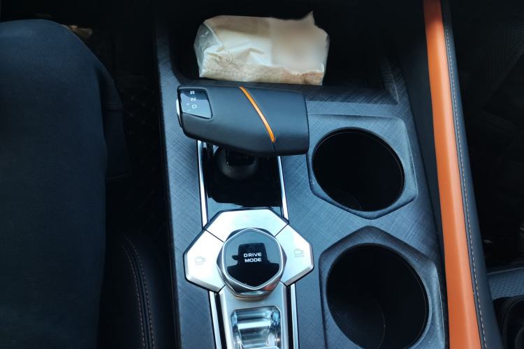 Used Changan UNI-V 2022 1.5T Prestige Version
