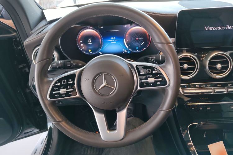 Used Mercedes-Benz GLC 2020 Facelifted GLC 260 L 4MATIC Dynamic Edition Steering Wheel
