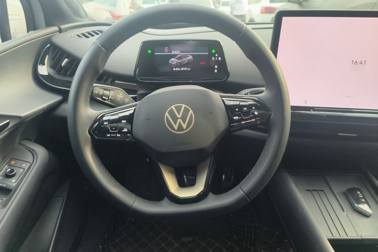 Used Volkswagen ID.UNYX 2024 Revised Pro Long-Range Version Steering Wheel